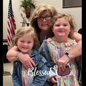 Meet your Posher, Vickie